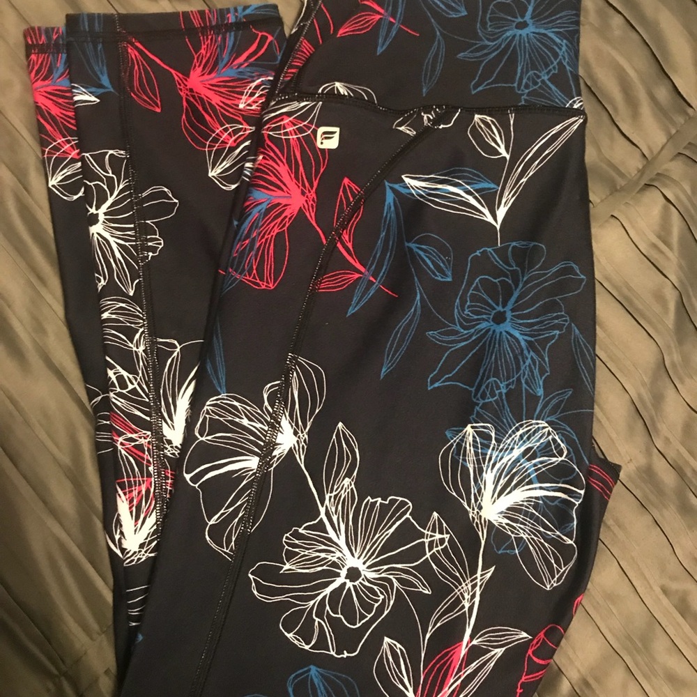 Athletic capris